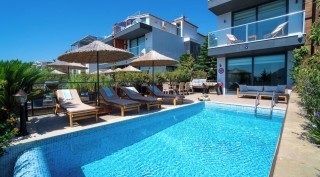 Villa Sole Sidyma | Plaja Yürüyüş Mesafesinde, Havuzlu 3 Odalı Villa