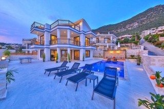 Villa Samira 1 | Kalkan Kızıltaş’ta Teras Jakuzili, Deniz Manzaralı Lü