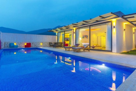 Villa Rengarenk