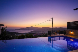 Villa Yusef – Kalkan Kördere’de Muhafazakar ve Lüks Tatil Deneyimi