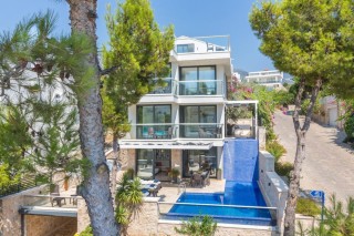 Villa Arcadia | Kalkan Kalamar’da Deniz Manzaralı, Jakuzili