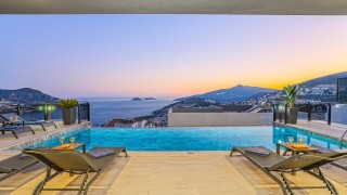 Villa Waratah – Kalkan Kızıltaş’ta Lüks, Eğlenceli ve Doğa ile Tatil
