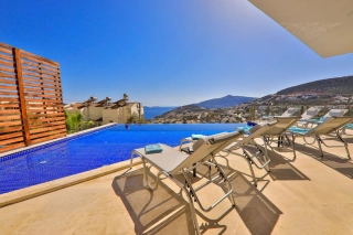 Villa Royal Merchant – Kalkan Kızıltaş’ta Deniz Manzaralı Lüks Villa