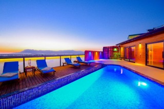 Villa Sakura – Kalkan Yeşilköy’de Huzurlu ve Korunaklı Bir Tatil