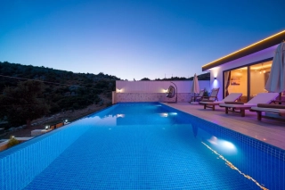 Villa Aklar Duo | Kaş Aklar’da Jakuzili, Özel Havuzlu Kiralık Tatil Vi