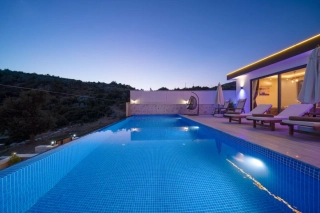 Villa Aklar Duo | Kaş Aklar’da Jakuzili, Özel Havuzlu Kiralık Tatil Vi