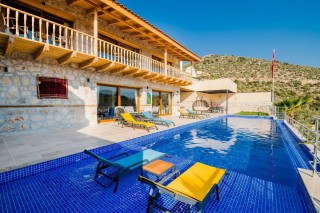 Villa Gıygılı 1 – Kalkan Ulugöl’de Jakuzili,Özel Havuzlu Kiralık Villa