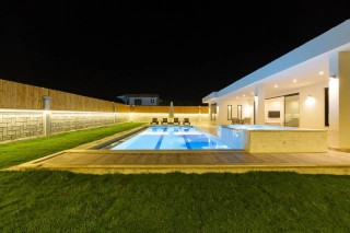 Villa Edda Sarıbelen | Kalkan’da Korunaklı Özel Havuzlu Balayı Villası