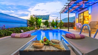 Villa Aksoy 1 | Kalkan Kınık Çayköy’de Jakuzili, Korunaklı Villa