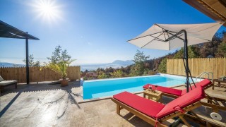 Villa My Way – Kalkan Üzümlü’de Doğa Manzaralı Korunaklı Balayı Villa