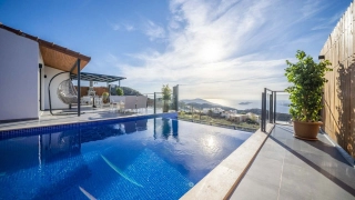 Villa Desde – Kalkan Kördere’de Muhteşem Manzaralı Lüks Bir Tatil