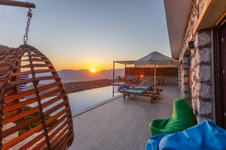 Villa Gün Batımı Aklar – Kalkan Çavdır’da Jakuzili, Korunaklı Balayı V