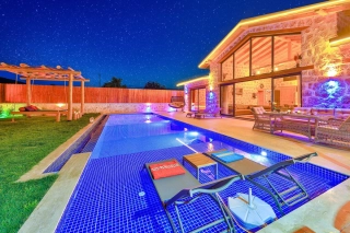 Villa Düşler Bahçesi | Kalkan Sarıbelen’de Jakuzili, Doğa Manzaralı