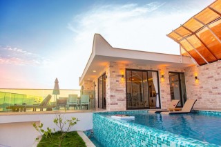 Villa Köln – Kalkan Akbel’de Deniz Manzaralı Lüks Kaçamak