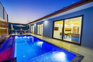 Villa Neptün Patara | 4 Kişilik Korunaklı Havuzlu Balayı Villası