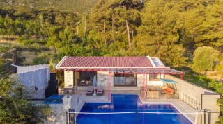 Villa Simon – Doğa İçinde Romantik ve Lüks Bir Balayı Tatili