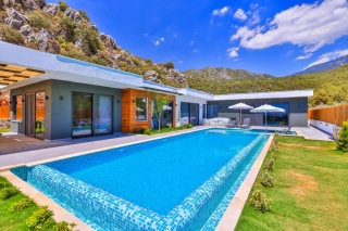 Villa Kırca | Kalkan Çavdır’da Lüks Doğa İçinde Spa Villası