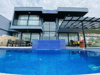 Villa Şelale 2 | Kalkan Kızıltaş’ta 5 Odalı Manzaralı Lüks Villa