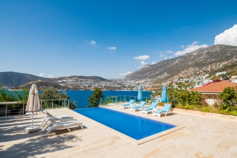 Villa Hillside Kışla