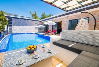 Villa Anemon 2 – Kalkan Akbel’de, Kapalı Havuzlu Tatil Villası