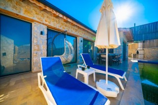 Villa Anemon 3 – Kalkan Akbel’de, Kapalı Havuzlu Tatil Villası