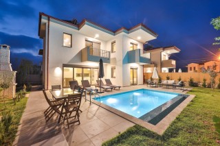 Villa Heaven Kaş – Kaş’ta Geniş Bahçeli, Özel Havuzlu 6 Kişilik Villa