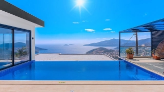 Villa Rima: Deniz Manzaralı Isıtmalı Sonsuzluk Havuzlu Romantik Balayı