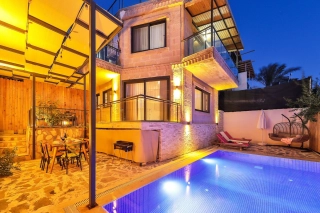 Villa Kapadokya Kızıltaş | Kalkan’da Deniz Manzaralı 8 Kişilik Villa