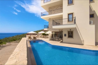 Villa Safarin | Kalkan’da Denize Yakın Deniz Manzaralı Lüks Villa