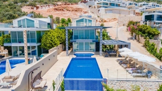 Villa Hillside 1 | Kalkan Kalamar’da Deniz Manzaralı, Jakuzili Villa