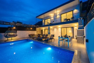 Villa Ediz Kördere – Kalkan’da Deniz ve Doğa Manzaralı Kiralık Villa