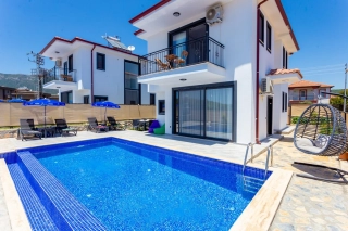 Villa Ayas | Kaş Çukurbağ’da Korunaklı Özel Havuzlu Tatil Villası