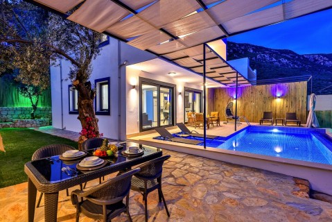 Villa Albedo Blue 
