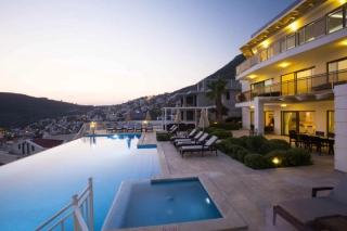 Villa Falcon Lodge – Kalkan 
