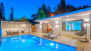 Villa Tamarra – İslamlar’da Korunaklı Havuzlu Jakuzili Balayı Villası