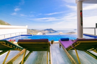 Villa Premium | Kalkan Akbel’de Jakuzili, Deniz Manzaralı, Korunaklı 