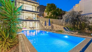 Villa Xanthos Kalkan – Kızıltaş’ta 4 Yatak Odalı Deniz Manzaralı Villa