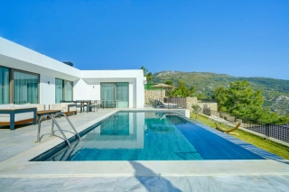 Villa Venüs İslamlar | Kalkan’da Çift Jakuzili Korunaklı Lüks Villa