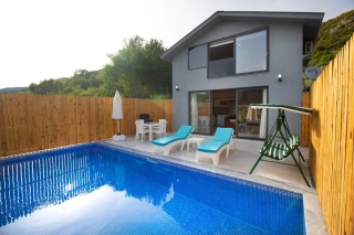 Villa Panni | Kalkan Sarıbelen’de Jakuzili, Korunaklı, Balayı Villası