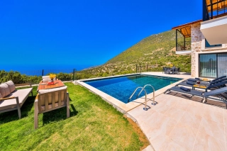 Villa Badem Çiçeği – Kaş’ta Deniz Manzaralı Özel Havuzlu Villa