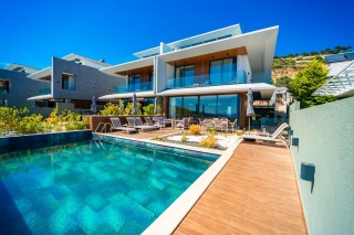 Villa Aura C – Kalkan Kalamar’da Deniz Manzaralı, Havuzlu 3+1 Villa