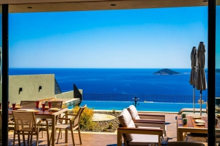 Villa Aura C – Kalkan Kalamar’da Deniz Manzaralı, Havuzlu 3+1 Villa