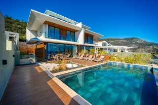 Villa Aura D | 3 Yatak Odalı, 6 Kişilik, Modern Deniz Manzaralı Villa