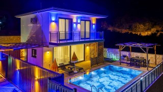 Villa Savaya 1 | Kaş Ağullu’da Doğa İçinde Özel Havuzlu Villa