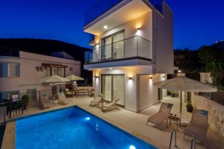Villa Laren – Kalkan Merkezde Özel Havuzlu ve Deniz Manzaralı Villa