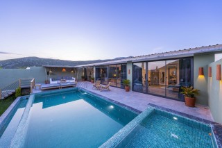 Villa Stay | Kalkan Bezirgan’da Korunaklı Havuzlu, Jakuzili Villa