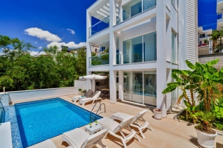 Villa Muz | Kalkan Kışla’da Denize Yakın Deniz Manzaralı Lüks Villa