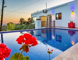 Villa Odakhan – Kalkan Kördere’de Korunaklı, Jakuzili, Muhafazakâr 