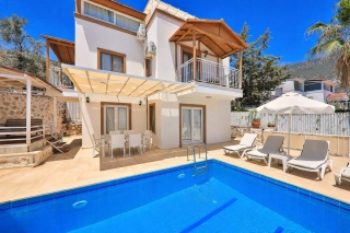 Villa Doğa Kalkan – Kalkan Merkezde Özel Havuzlu, Jakuzili Villa