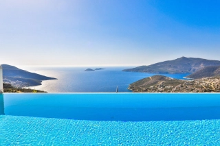 Villa Adora 2 – Kalkan Kördere’de Deniz Manzaralı, Korunaklı Balayı 